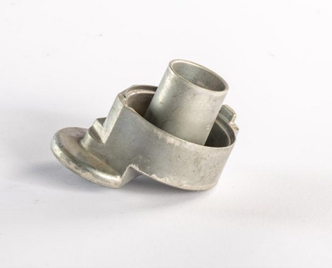 如何通過優(yōu)化鋁壓鑄工藝參數(shù)來減少產(chǎn)品內部氣孔？